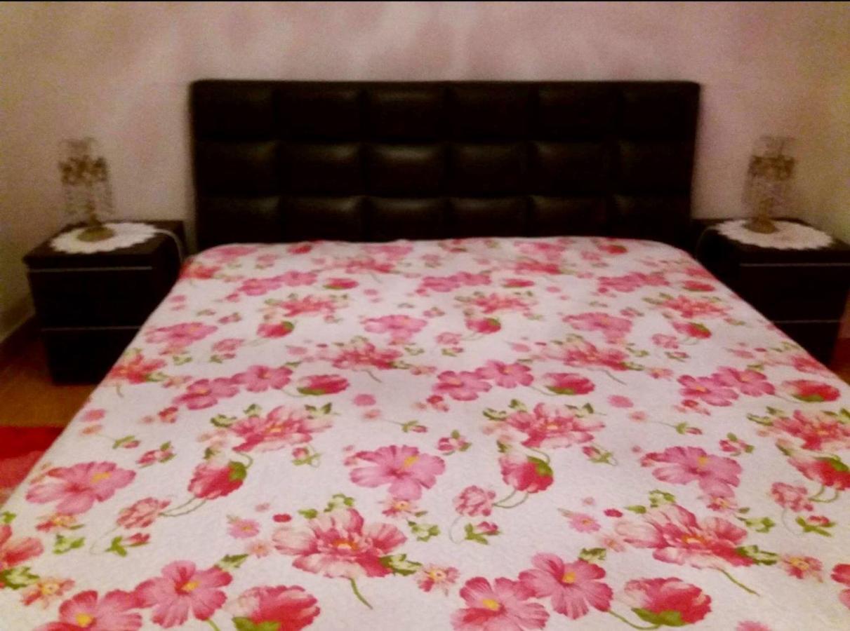Apartamento Da Praia Da Amorosa Luaran gambar